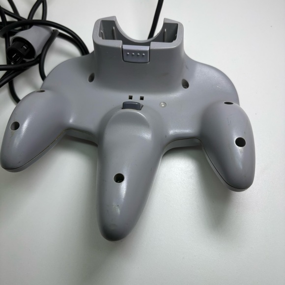 Nintendo N64  Gray Controller Tight Stick OEM Authentic - Picture 8 of 9